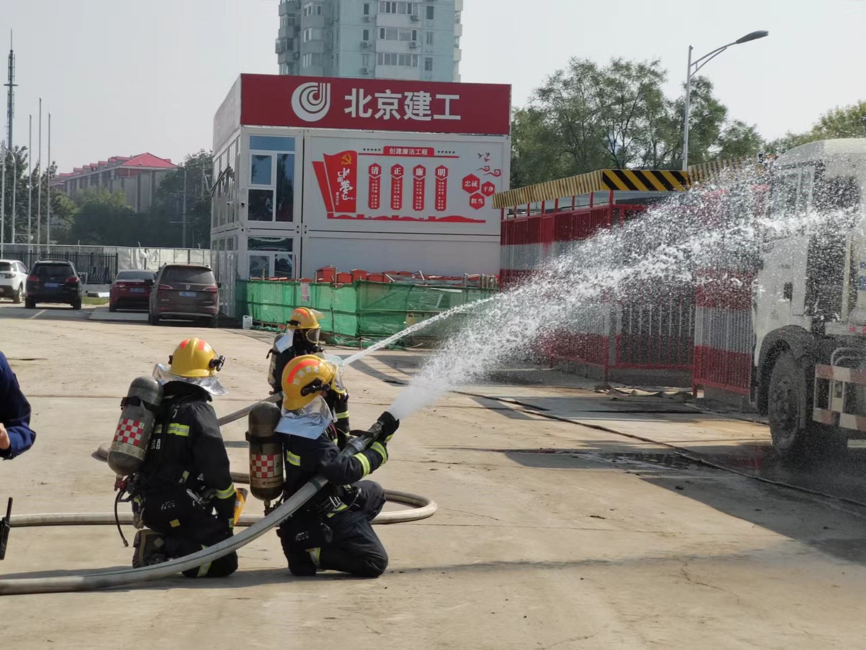 1665219737881193.jpg 1665219737881193.jpg