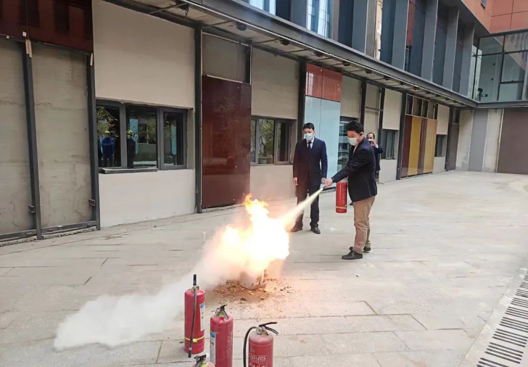 1668563565141981.jpg 1668563565141981.jpg